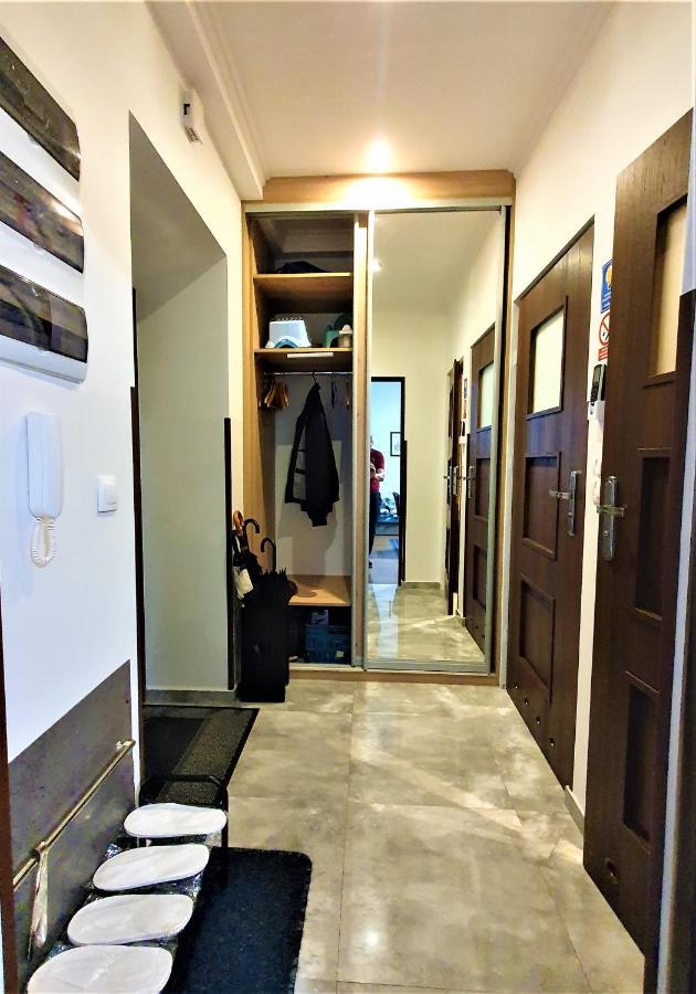 Gaj Apartment - Air Condition, Free Parking كراكوفيا المظهر الخارجي الصورة