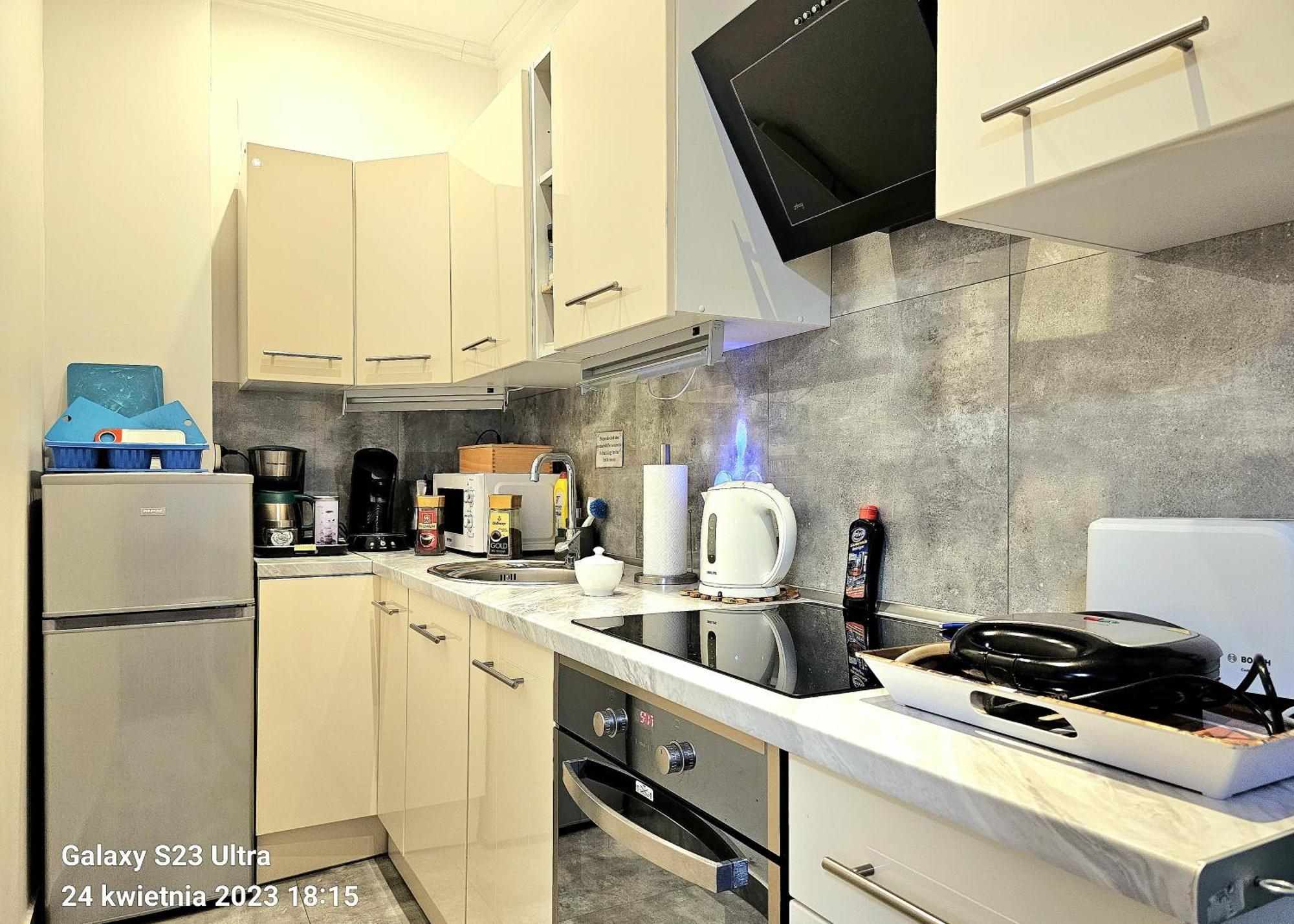 Gaj Apartment - Air Condition, Free Parking كراكوفيا الغرفة الصورة